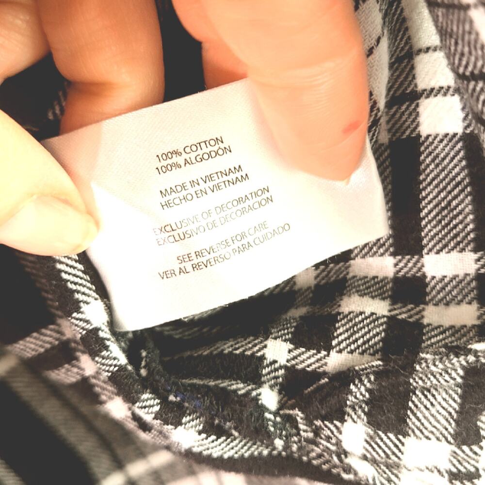 Gap women's Black and White Flannel Size large - Picture 4 of 7